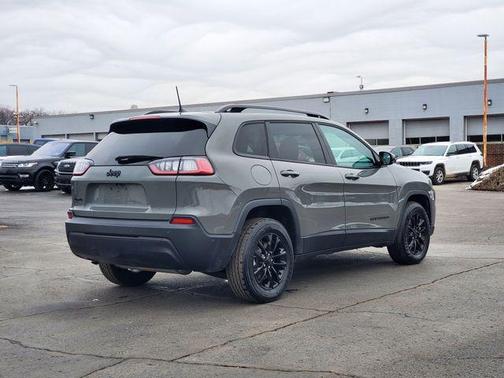 2023 Jeep Cherokee Altitude Lux