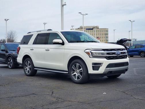 Star White 2023 Ford Expedition Limited