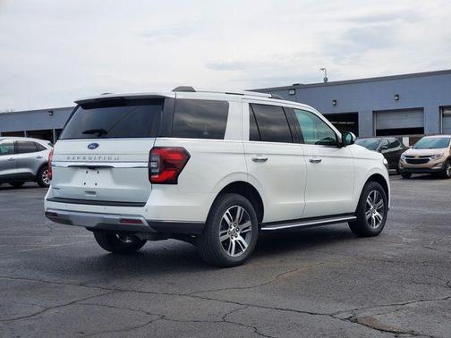 Star White 2023 Ford Expedition Limited