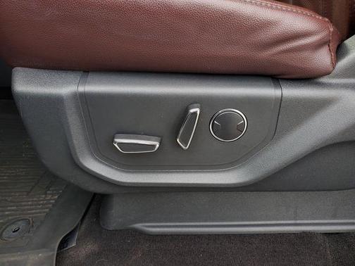 Star White 2023 Ford Expedition Limited