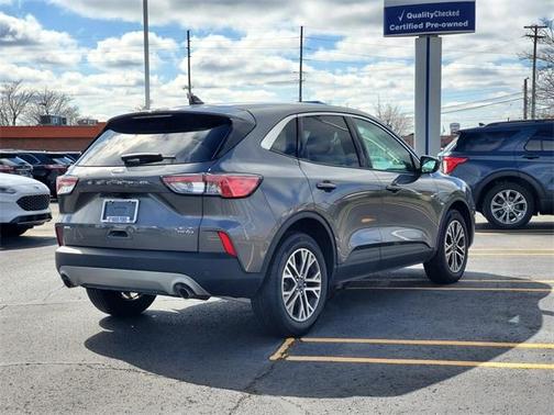 2022 Ford Escape SEL