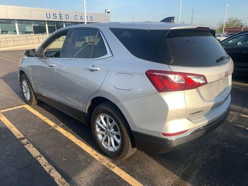 Silver Ice Metallic 2019 Chevrolet Equinox 1LT