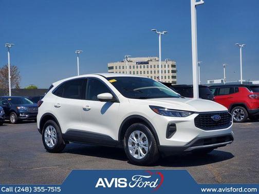 White Metallic 2023 Ford Escape Active