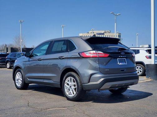 Gray Metallic 2024 Ford Edge SEL