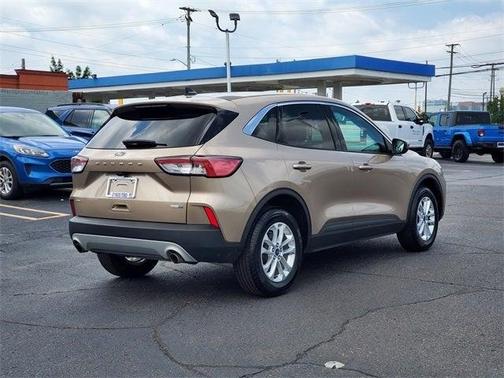 2020 Ford Escape SE