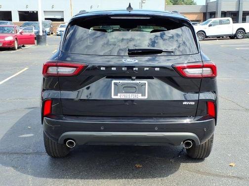 Black Metallic 2024 Ford Escape ST-Line