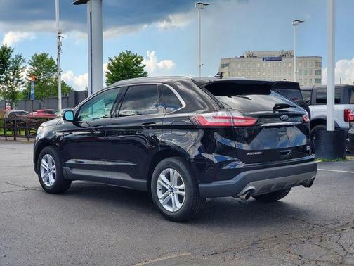 Black Metallic 2019 Ford Edge SEL