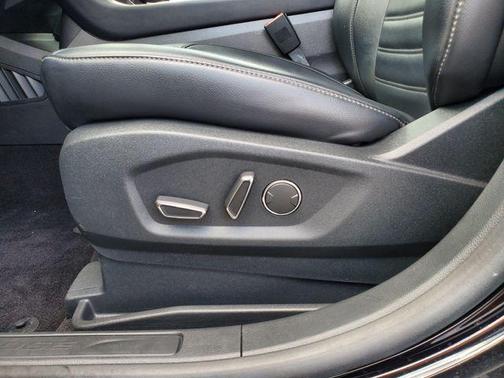 Black Metallic 2019 Ford Edge SEL