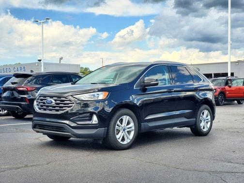 Black Metallic 2019 Ford Edge SEL