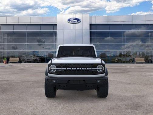 Oxford White 2026 Ford Bronco Outer Banks