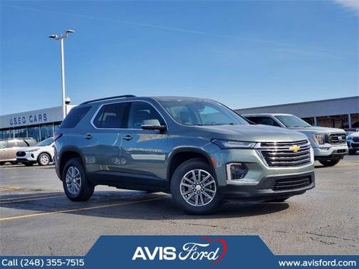 2022 Chevrolet Traverse LT Cloth