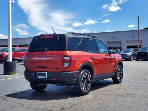 Chili Pepper Red 2023 Ford Bronco Sport Outer Banks
