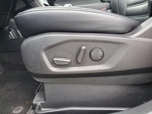 Black Metallic 2024 Ford Edge SEL