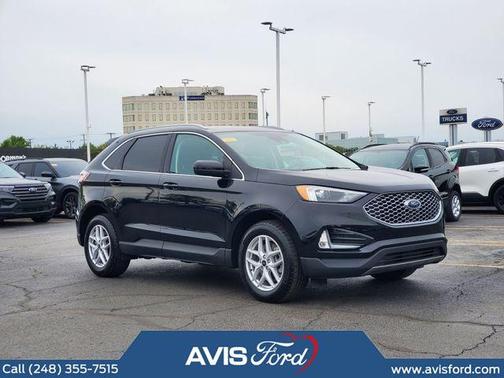Black Metallic 2024 Ford Edge SEL