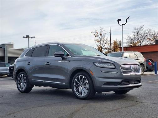 2022 Lincoln Nautilus Reserve