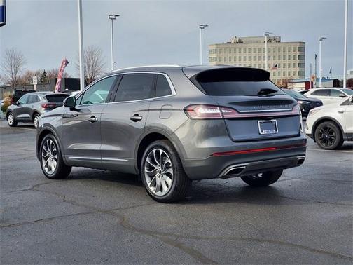 2022 Lincoln Nautilus Reserve