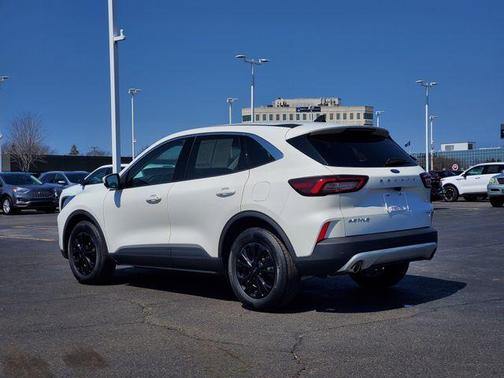 White Metallic 2023 Ford Escape Active