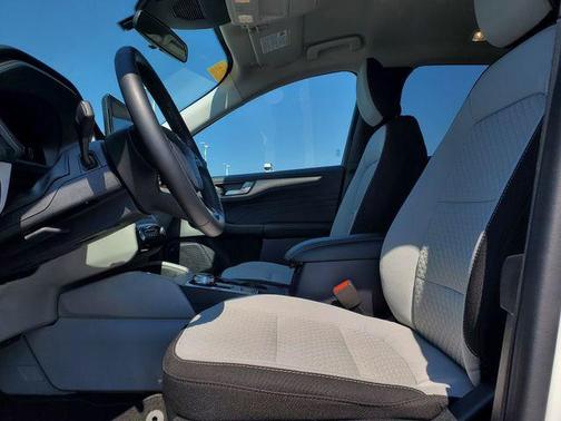 White Metallic 2023 Ford Escape Active