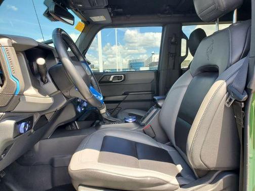 Green Metallic 2024 Ford Bronco Black Diamond