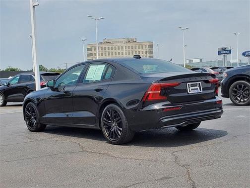 2024 Volvo S60 B5 Plus Black Edition
