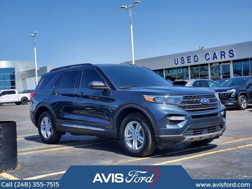 Blue Metallic 2024 Ford Explorer XLT