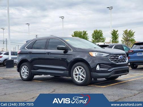 Black Metallic 2022 Ford Edge SEL