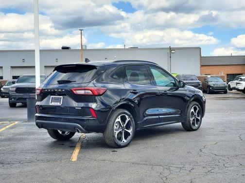 Black Metallic 2024 Ford Escape ST-Line Elite