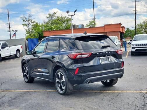 Black Metallic 2024 Ford Escape ST-Line Elite