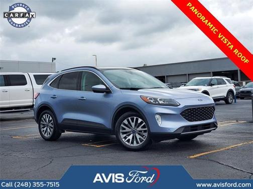 2022 Ford Escape Titanium