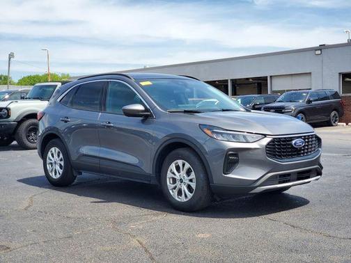 Carbonized Gray Metallic 2024 Ford Escape Active
