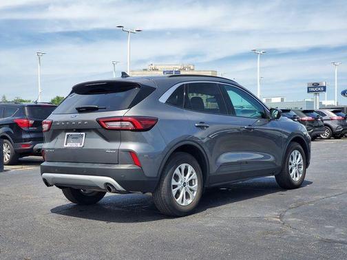 Carbonized Gray Metallic 2024 Ford Escape Active