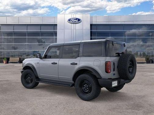 Avalanche 2026 Ford Bronco Outer Banks