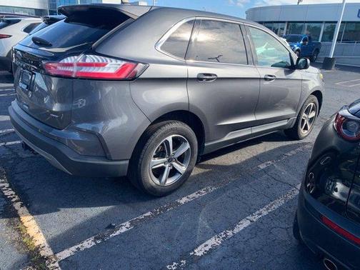 Gray Metallic 2023 Ford Edge SEL