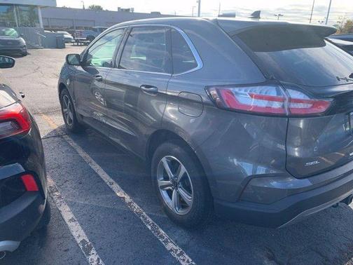 Gray Metallic 2023 Ford Edge SEL