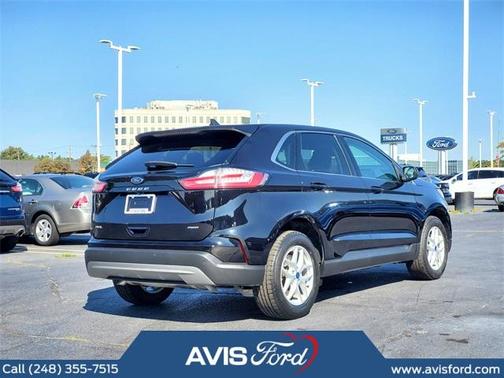 2022 Ford Edge SEL