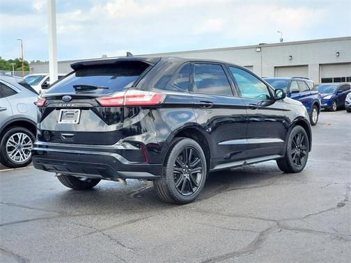 2022 Ford Edge ST Line