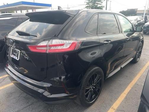 2022 Ford Edge ST Line