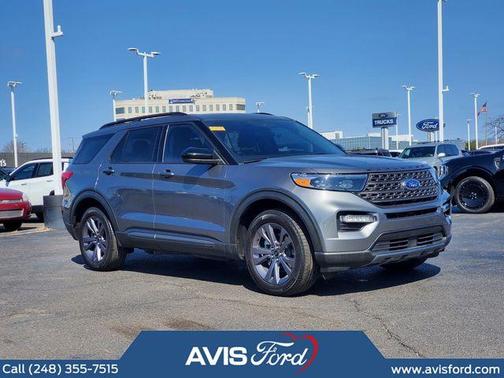 Gray Metallic 2023 Ford Explorer XLT