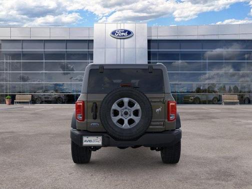 Gray 2026 Ford Bronco Big Bend