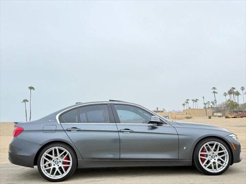 2017 BMW 330e iPerformance