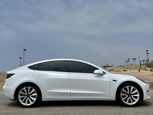 2020 Tesla Model 3 Standard Range Plus