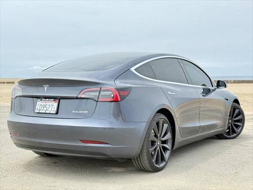 2020 Tesla Model 3 Performance