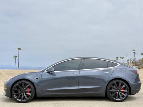 2020 Tesla Model 3 Performance