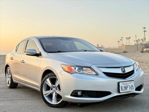 2013 Acura ILX 2.0L Technology