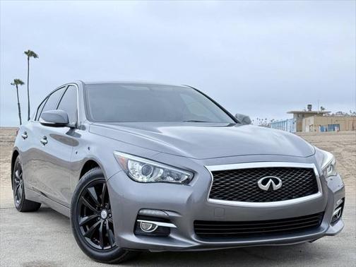 2015 INFINITI Q50 Sport