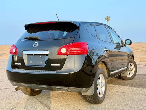 2012 Nissan Rogue S