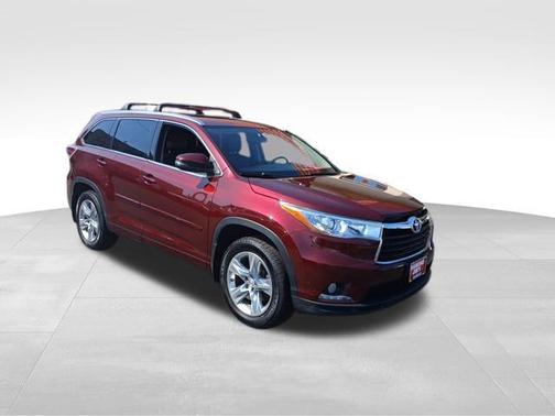 Ooh La La Rouge Mica 2015 Toyota Highlander Limited
