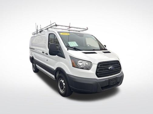 Oxford White 2018 Ford Transit-250 Base
