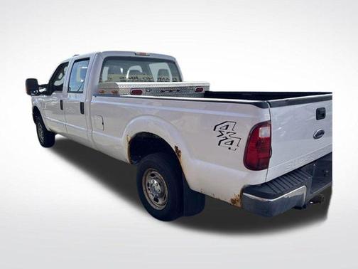 Oxford White 2011 Ford F-250 XL