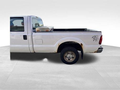 Oxford White 2011 Ford F-250 XL